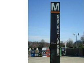 9715 Kings Crown Court 202, Fairfax VA 22031