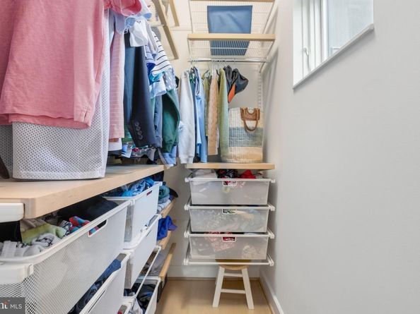 1404 N Herndon Street, Arlington VA 22201