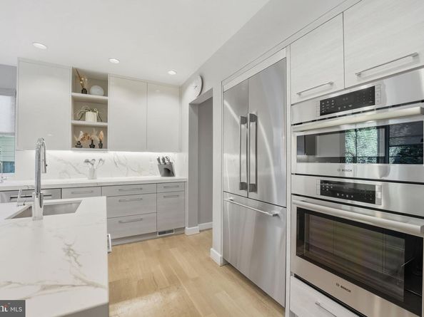 1404 N Herndon Street, Arlington VA 22201