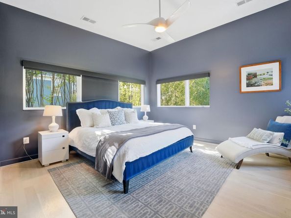 1404 N Herndon Street, Arlington VA 22201