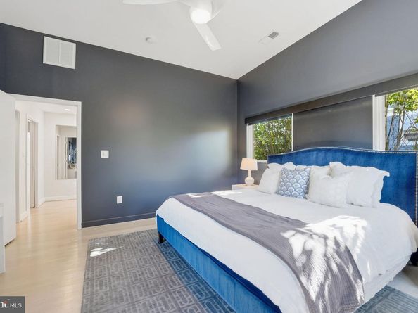 1404 N Herndon Street, Arlington VA 22201