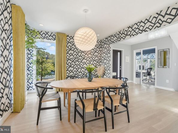 1404 N Herndon Street, Arlington VA 22201