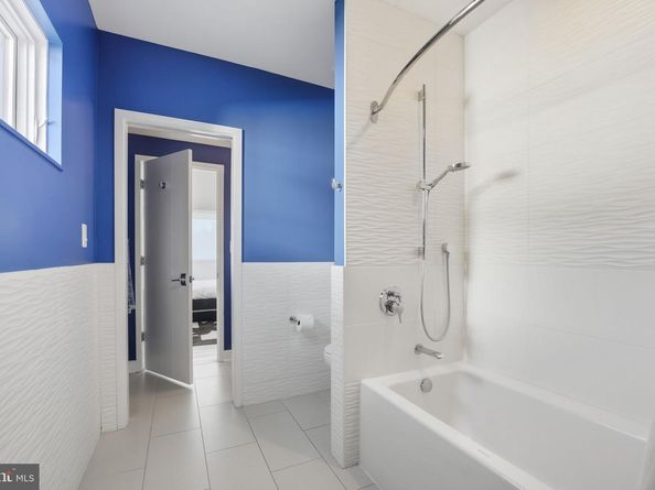 1404 N Herndon Street, Arlington VA 22201