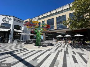 1404 N Herndon Street, Arlington VA 22201