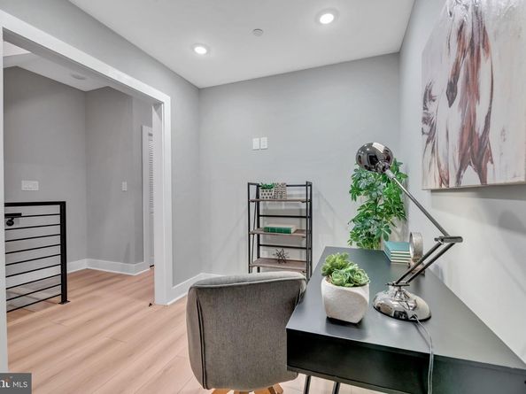 2333 Fairlawn Avenue SE 1, Washington DC 20020