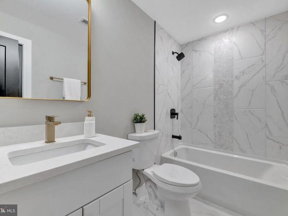 2333 Fairlawn Avenue SE 1, Washington DC 20020