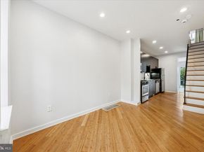 2037 E Arizona Street, Philadelphia PA 19125