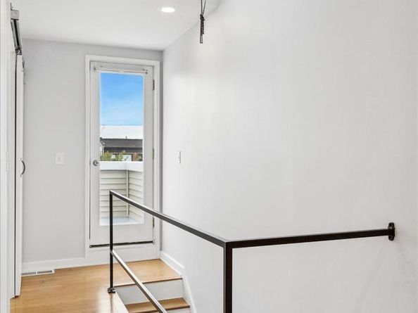2037 E Arizona Street, Philadelphia PA 19125
