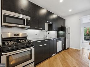 2037 E Arizona Street, Philadelphia PA 19125