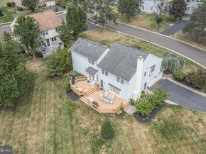 4 Gladiola Circle, Newtown PA 18940