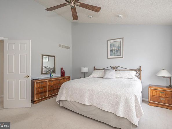 4 Gladiola Circle, Newtown PA 18940
