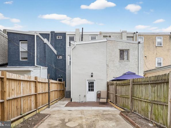 2020 E Cumberland Street, Philadelphia PA 19125