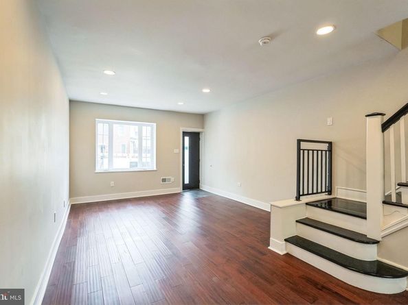 2020 E Cumberland Street, Philadelphia PA 19125