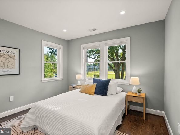 3811 South Dakota Avenue NE, Washington DC 20018