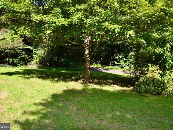 401 Cavendish Street, Herndon VA 20170