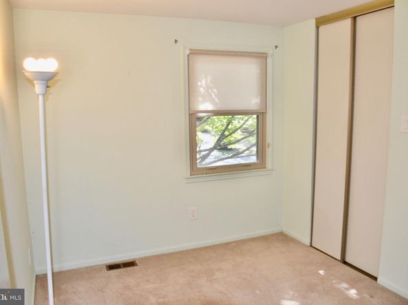 401 Cavendish Street, Herndon VA 20170