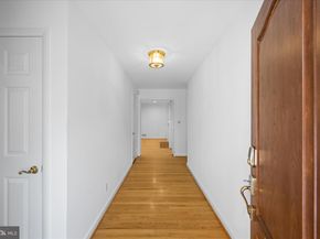 4714 33rd Street N, Arlington VA 22207