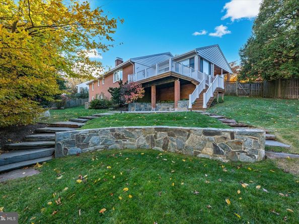 4714 33rd Street N, Arlington VA 22207