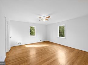 4714 33rd Street N, Arlington VA 22207