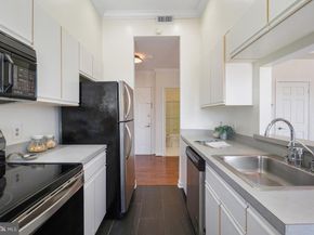 1619 R Street NW 602, Washington DC 20009