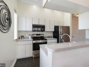 1619 R Street NW 602, Washington DC 20009