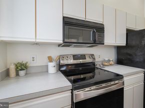 1619 R Street NW 602, Washington DC 20009