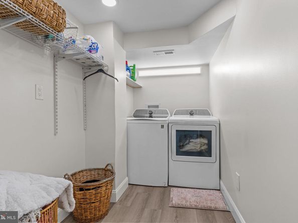 996 Whitney Lane, Ambler PA 19002