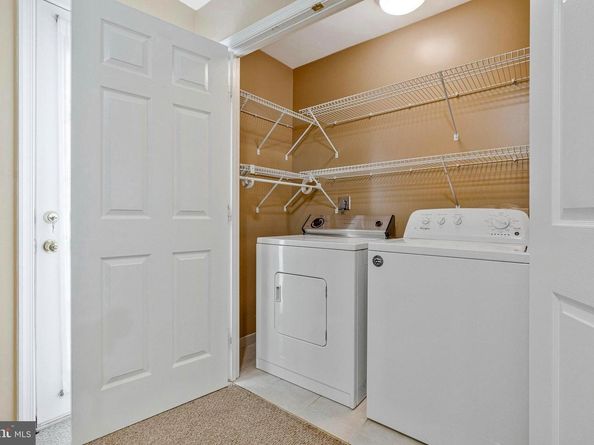 2546 James Maury Drive, Herndon VA 20171