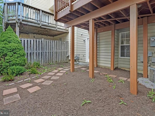 2546 James Maury Drive, Herndon VA 20171