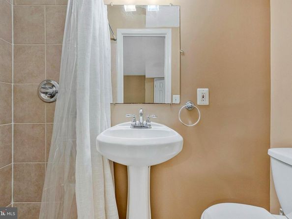 2546 James Maury Drive, Herndon VA 20171