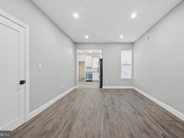 5529 Whitby Avenue, Philadelphia PA 19143