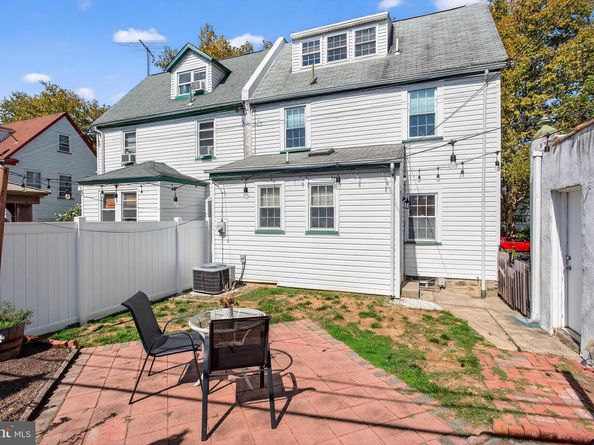 7019 Oakley Street, Philadelphia PA 19111