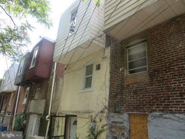 2403 S 72nd Street, Philadelphia PA 19142