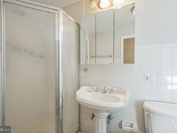 227 Dickinson Street, Philadelphia PA 19147