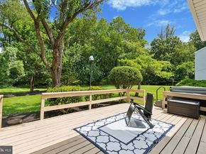 15 Penn Circle, Holland PA 18966