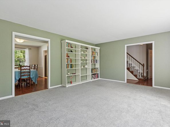 15 Penn Circle, Holland PA 18966