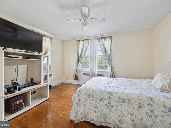 214 N Lynn Boulevard, Upper Darby PA 19082