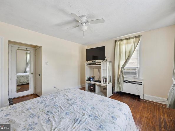 214 N Lynn Boulevard, Upper Darby PA 19082