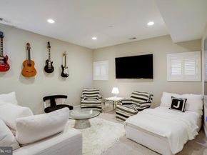 4548 Windsor Lane, Bethesda MD 20814