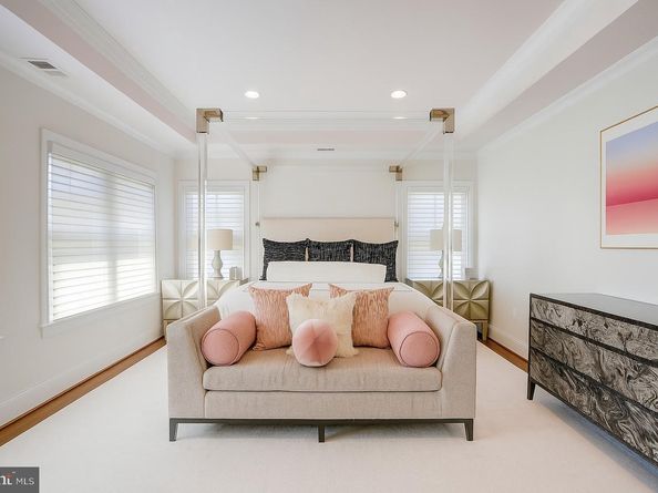 4548 Windsor Lane, Bethesda MD 20814