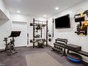 4548 Windsor Lane, Bethesda MD 20814