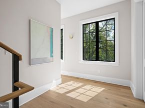 2850 Arizona Terrace NW, Washington DC 20016