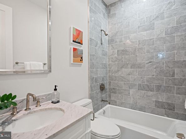2850 Arizona Terrace NW, Washington DC 20016