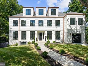 2850 Arizona Terrace NW, Washington DC 20016