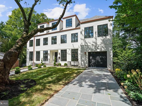 2850 Arizona Terrace NW, Washington DC 20016