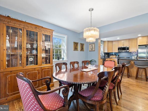 4866 Chevy Chase Drive 140, Chevy Chase MD 20815