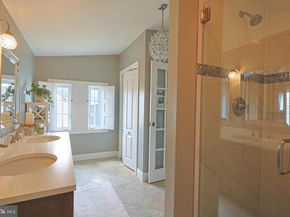 371 Countryside Circle, New Hope PA 18938