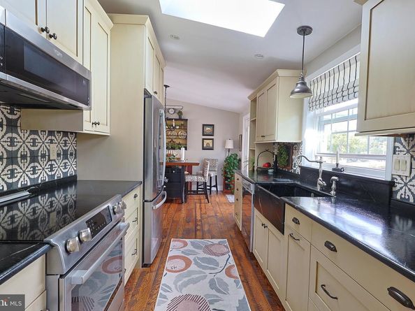 371 Countryside Circle, New Hope PA 18938