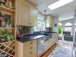 371 Countryside Circle, New Hope PA 18938