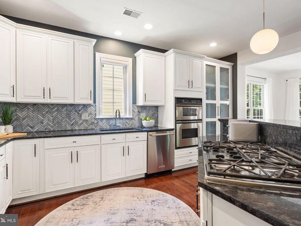 9210 Sycamore Crest Drive, Fairfax VA 22031